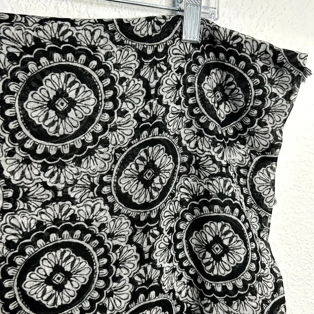 Lands End Black White Medallion Print Sarong Oblong Scarf Tassel NWT